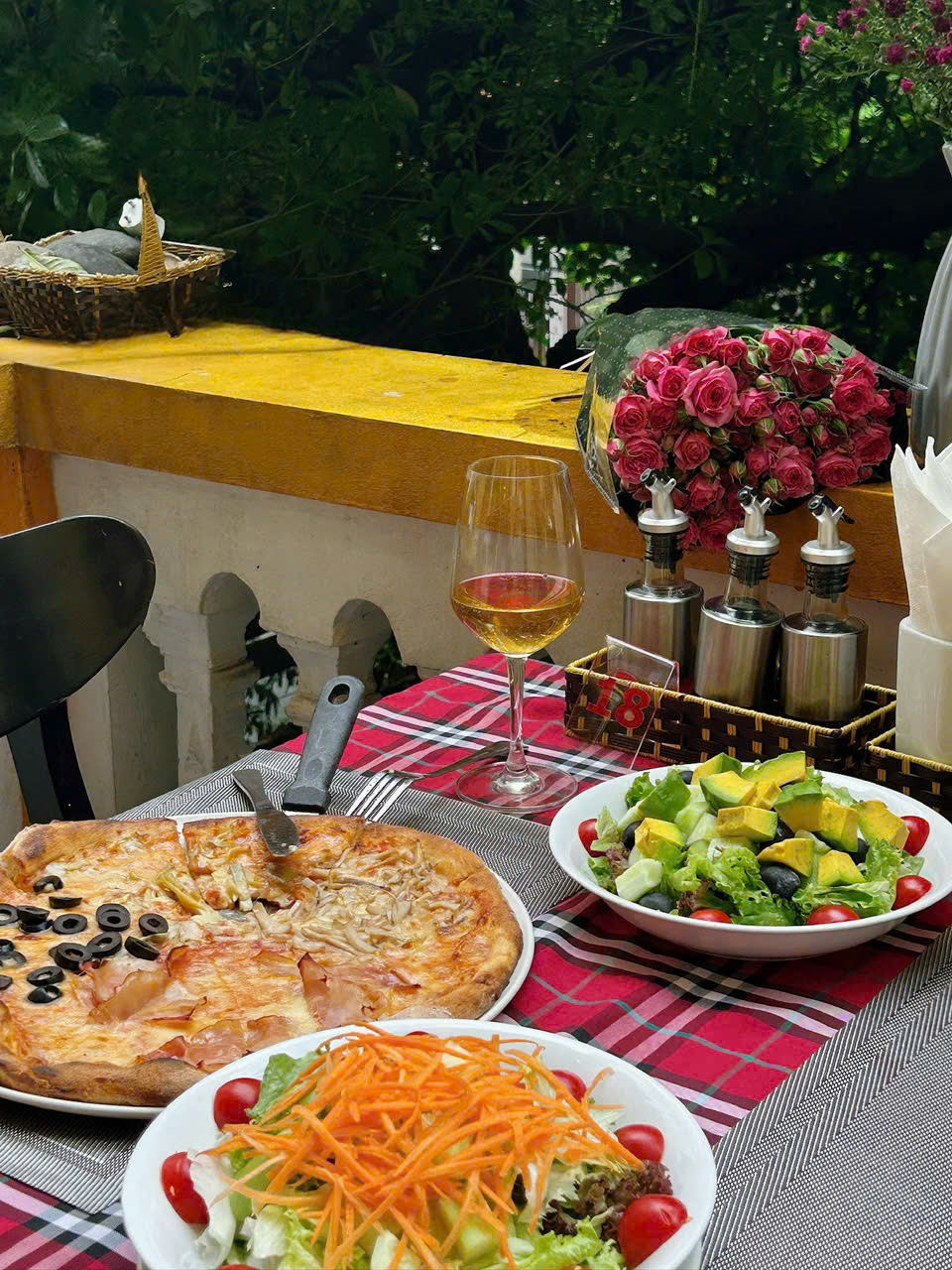Pizza Pomodoro (fireWood)