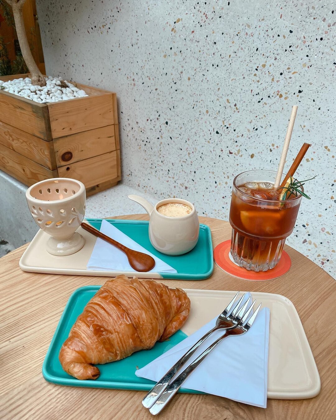 Eggyolk Coffee Tran Hung Dao