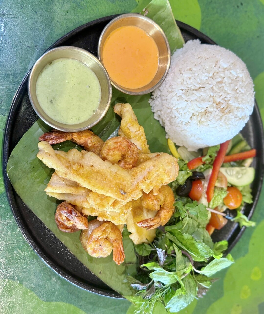 The Little Leaf Restaurant (Tiệm Lá Nhỏ)
