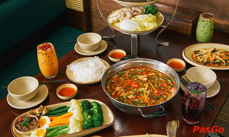 Thai Market Restaurant - Le Van Thiem