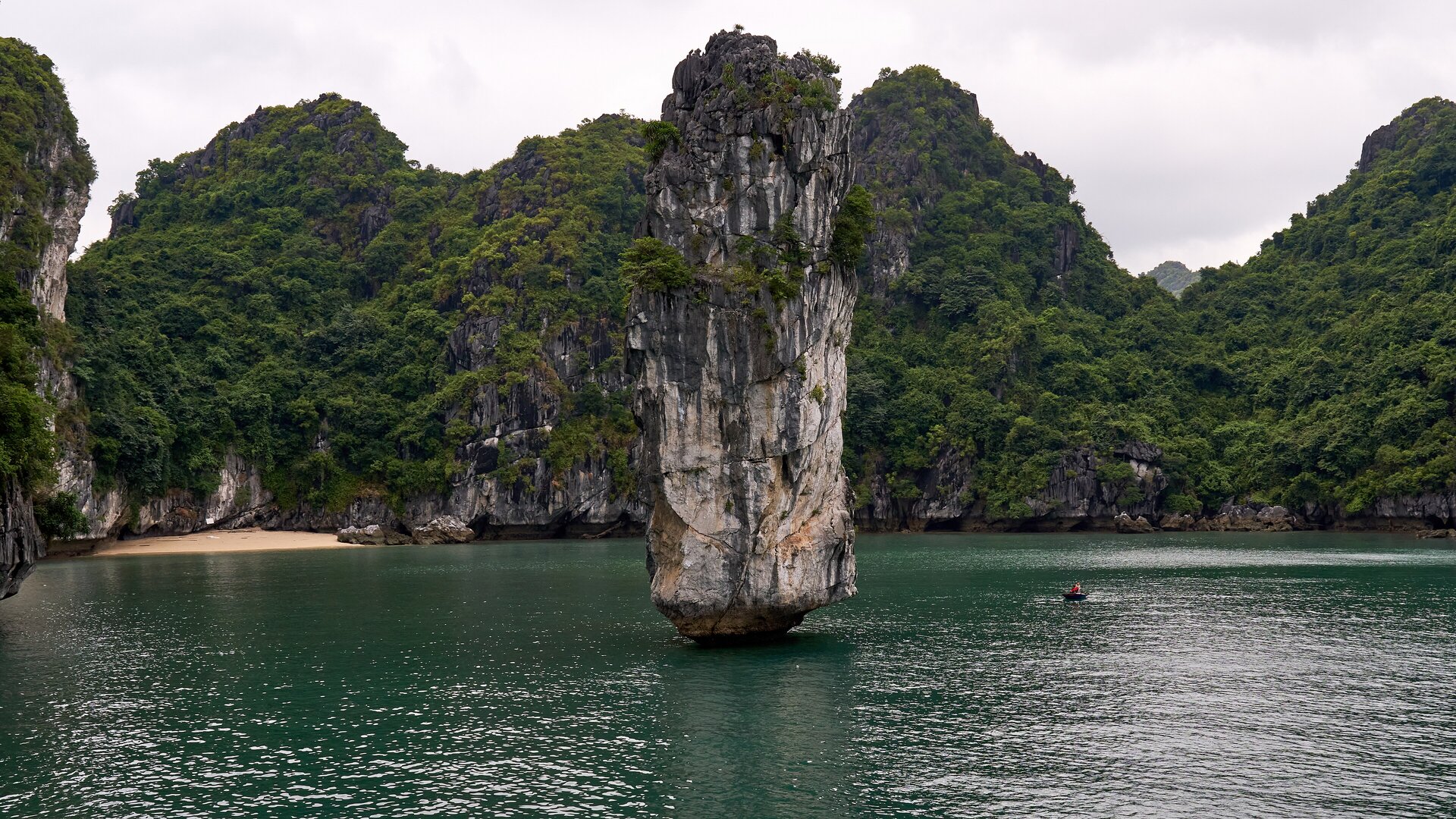 Ha Long Bay