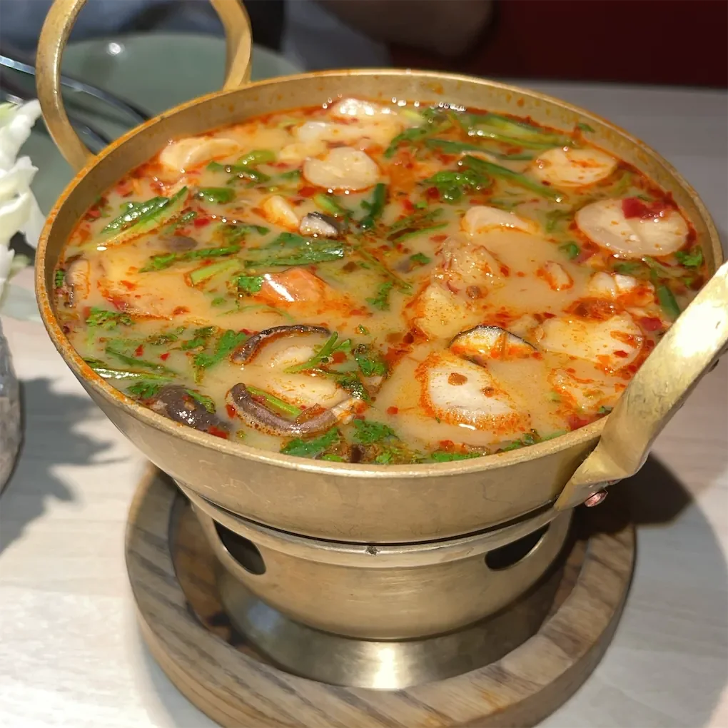 Som Tum Thai - Vincom Center Phạm Ngọc Thạch
