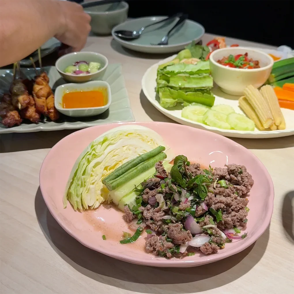 Som Tum Thai - Vincom Center Phạm Ngọc Thạch