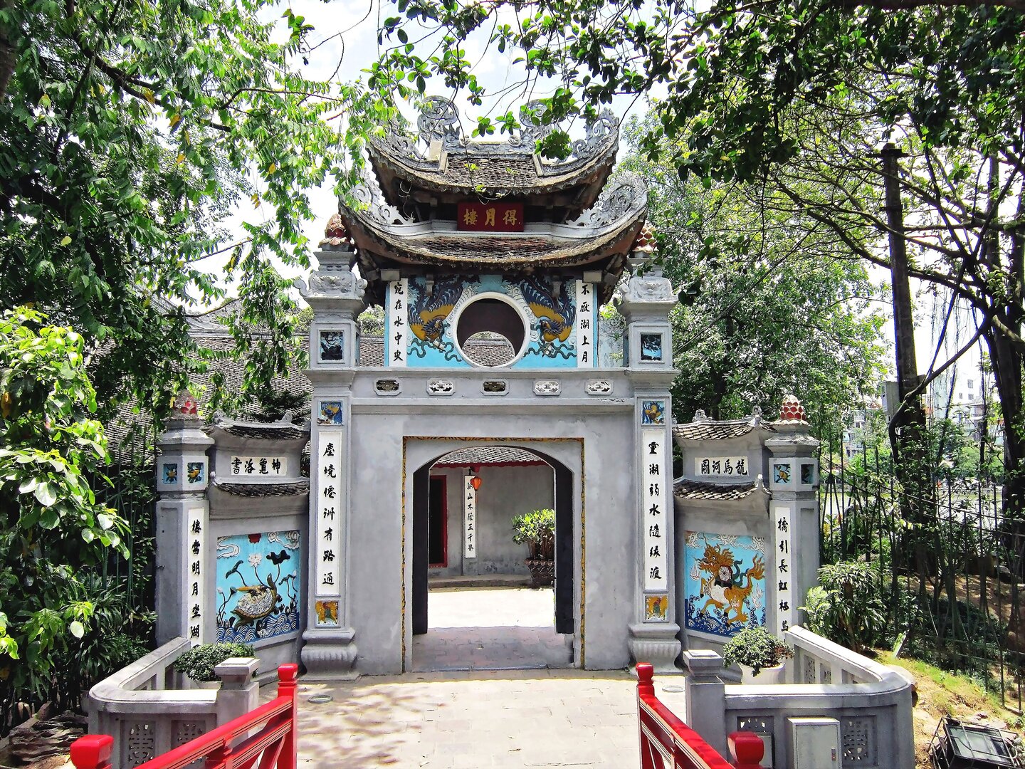 Đền Ngọc Sơn